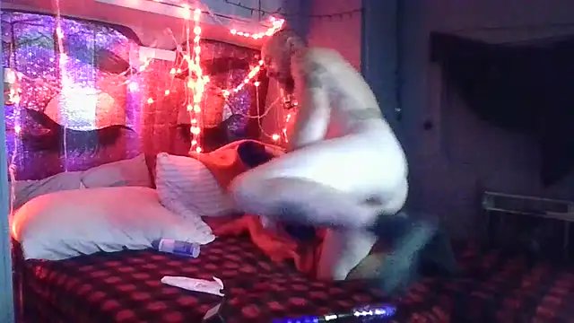 הופעת וובקאם של deepinnnnn