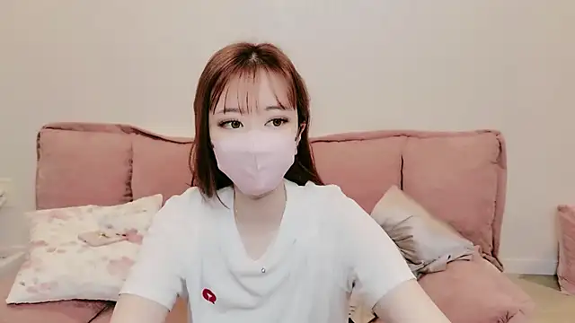 Chat +18 de MIYU_CHANNEL ao vivo