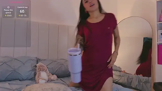 הופעת וובקאם של HannaClarrk_