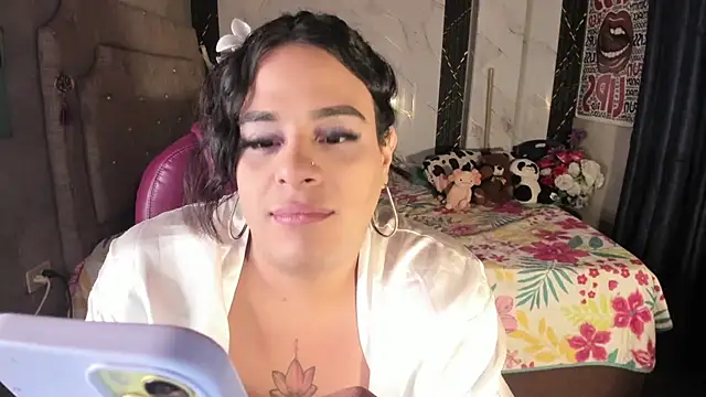 tattys_sexy Show in webcam