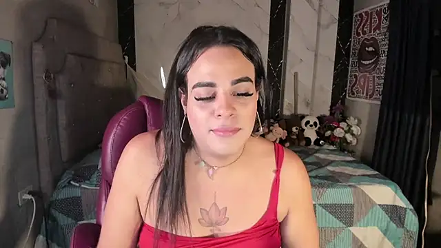 Pokazy przed kamerką – tattys_sexy