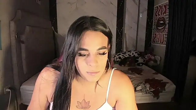 tattys_sexy's Webcam Show