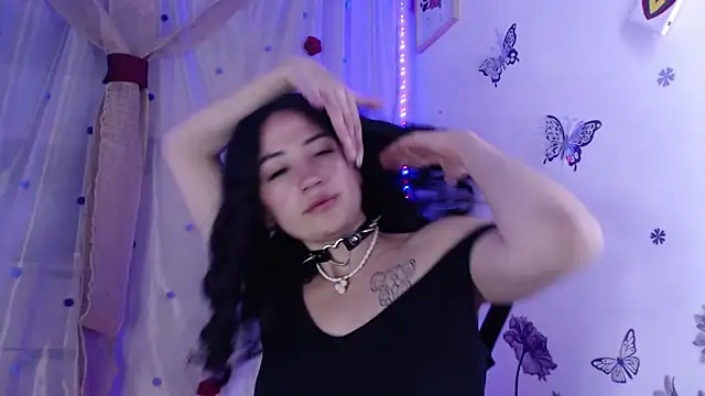 Tanya_WorldBondage Adlı Modelin Canlı XXX Sohbeti