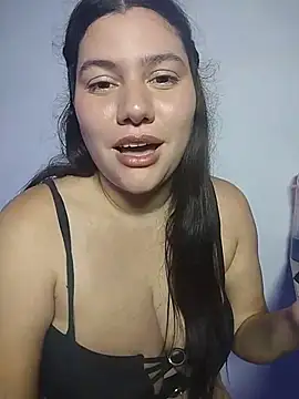 Chatroom XXX en direct de ariana_d20