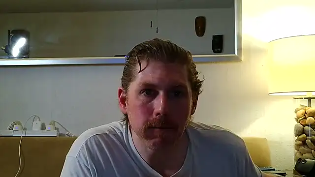 9VOLTT's Webcam Show