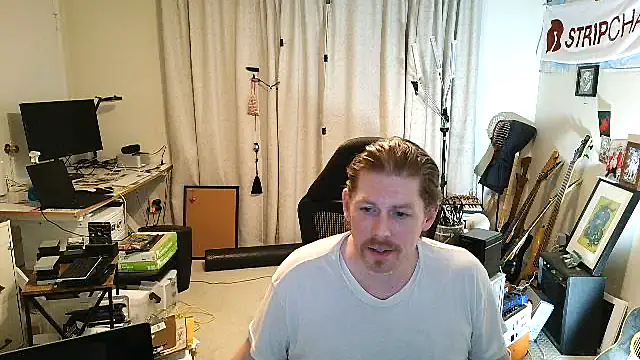 9VOLTT's Webcam Show