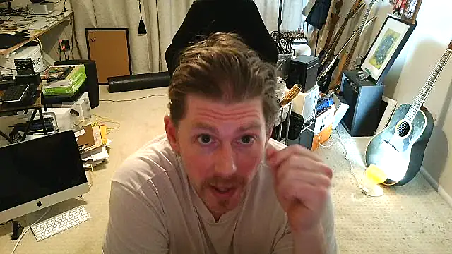 9VOLTT's Webcam Show