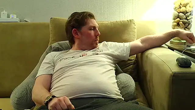 9VOLTT's Webcam Show