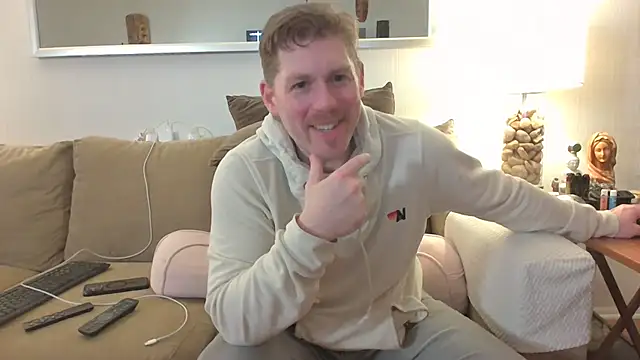The_Man_Who_Was_Invisible's Webcam Show