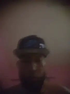 הופעת וובקאם של Migueltom12
