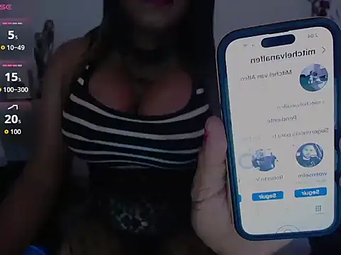 AntonetteBigCock 웹캠 쇼