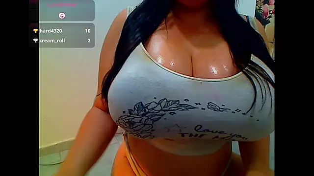 Bigcocksexyluisa Show in webcam