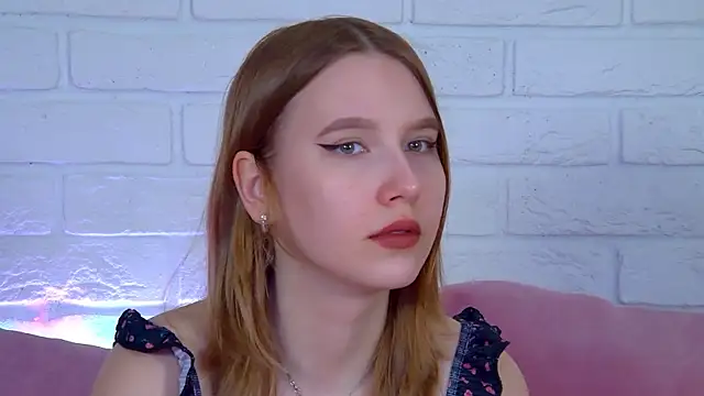 Czat XXX na żywo – LiliLinn