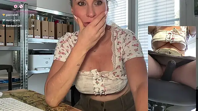 vanessadenice webcam show