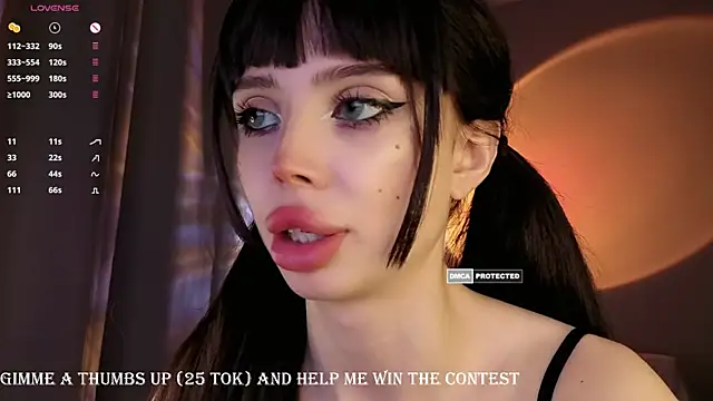 Jessie_Johns: онлайн-секс-чат
