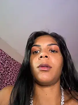 Indiazinhax's Live XXX Chat