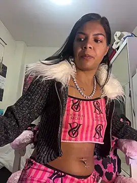 Indiazinhax Live XXX-chat