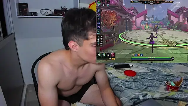 Naugthy_Patrickn Webbikameraesitys
