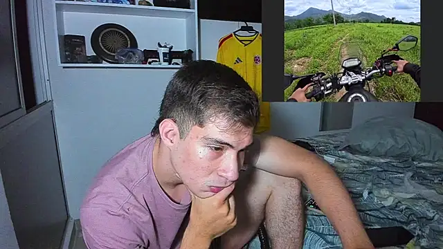 Naugthy_Patrickn Webbikameraesitys