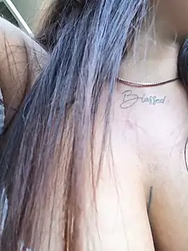 MissNyraSecret Webcamshow