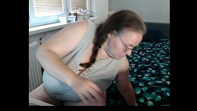 Sweetboobs Show in webcam