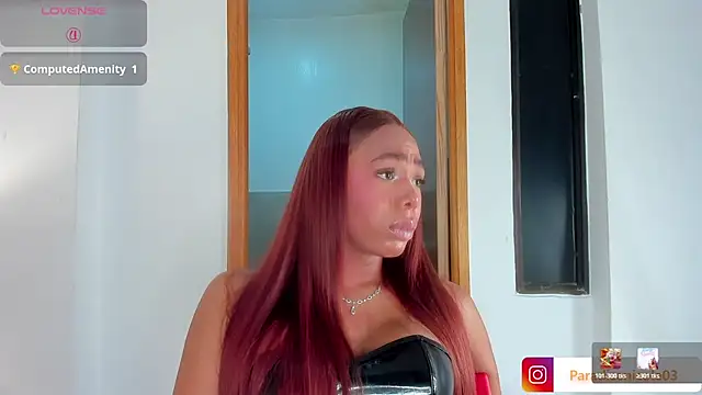 Pokazy przed kamerką – Nicole_Paradise