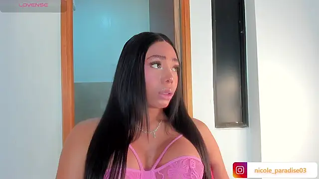 Nicole_Paradise Webcam-Show