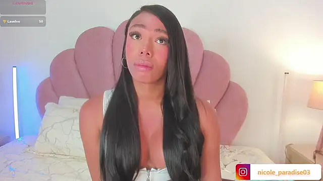 Show Webcam de Nicole_Paradise