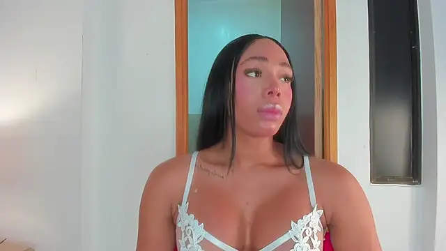 Nicole_Paradiseのウェブカメラショー