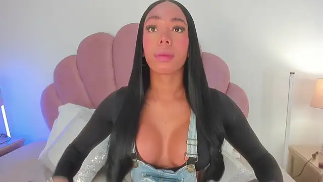 Nicole_Paradise Шоу с уебкамера