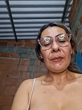 Show de Mia-funny20 na webcam