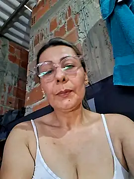 Mia-funny20 Show in webcam