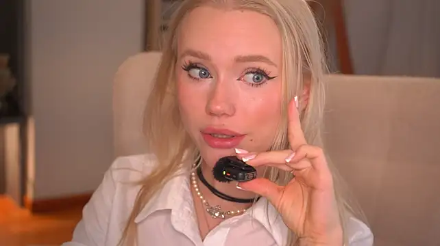 Chatroom XXX en direct de LexieLoree