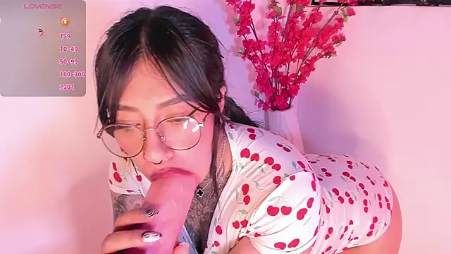 Chat XXX en directo de Akari1_Mischief