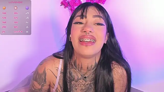 Alejaa_1's Live XXX Chat