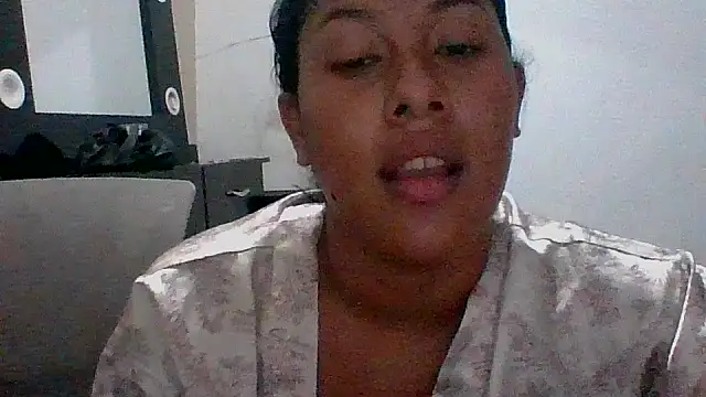 Kitra_New's Live Chat Room