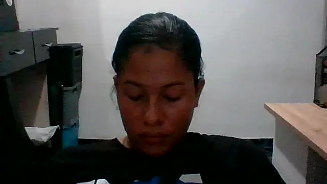 Kitra_New: δωμάτιο απευθείας συνομιλίας