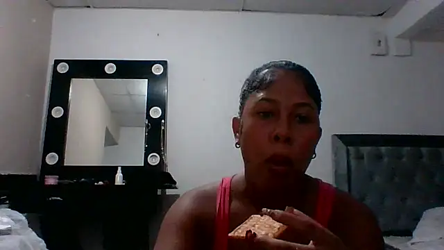 XXX chat uživo modela Kitra_New