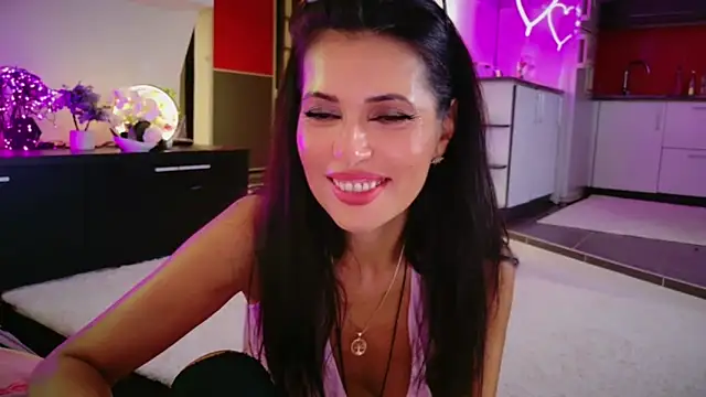 MissSmiley26's Live XXX Chat