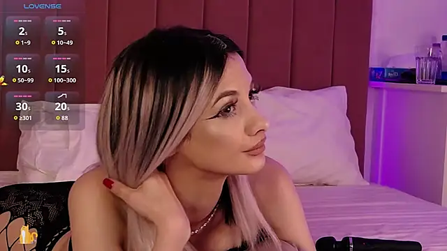 PinkySparks' Live XXX Chat