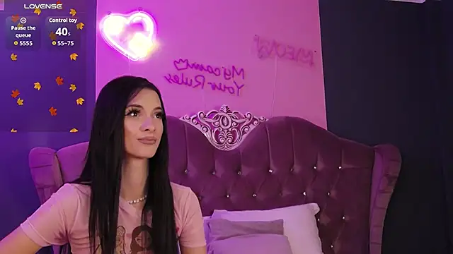 PinkySparks Adlı Modelin Canlı XXX Sohbeti