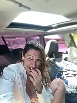 Sophia-Squirts-UK's Webcam Show