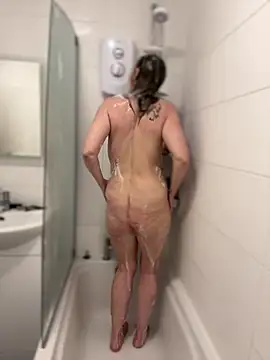 Sophia-Squirts-UK 웹캠 쇼