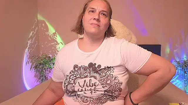 XXX chat uživo modela Bbw_Goddes
