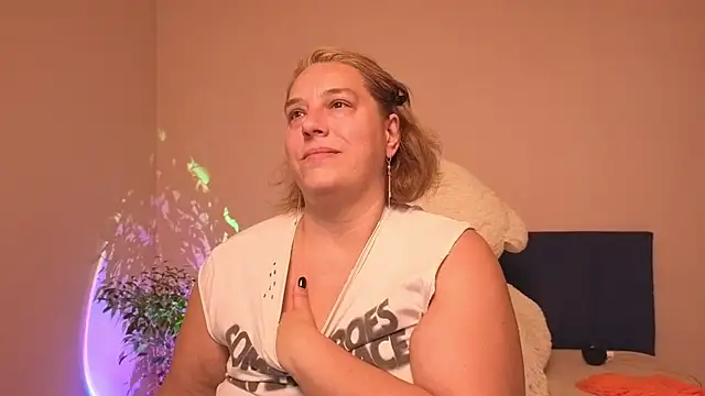 Bbw_Goddes 即時 XXX 聊天
