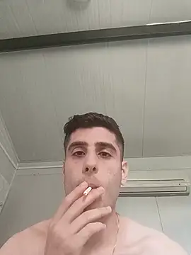 arenn1997 Adlı Modelin Canlı Sohbet Odası
