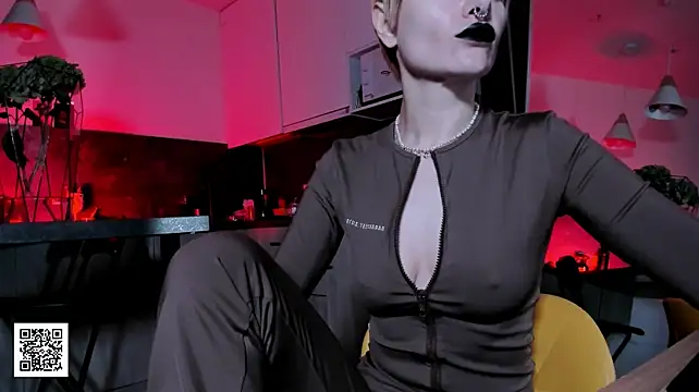 _Misha_Addams_ Chat XXX in diretta