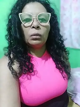 Amarantha25's Live XXX Chat