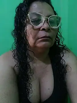 Amarantha25's Live XXX Chat