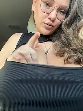 RinaBOOBS90j's Webcam Show